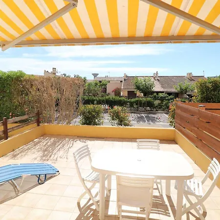 2 Pieces Grande Terrasse Rdc Lave-linge Parking 400m Le Grau-du-Roi